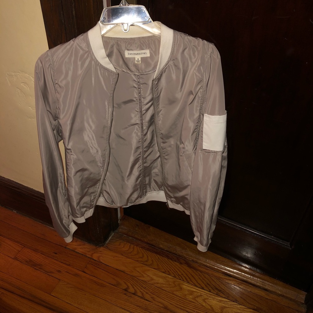 Beautiful light weight jacket